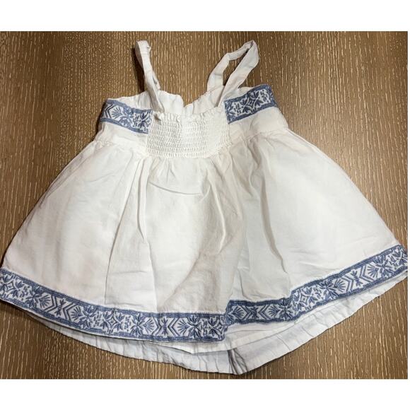 Tahari Blue Embroidered White Smocked Back Pleated Tunic Top Girls 24M - Picture 2 of 4